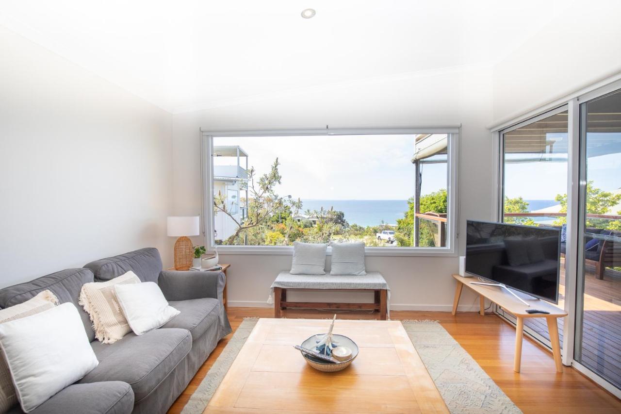 Ocean Views On Straddie + Sunset Deck Holiday home *