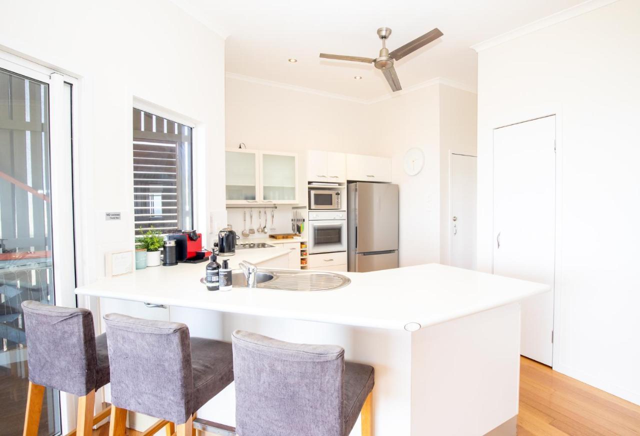 Holiday home Ocean Views On Straddie + Sunset Deck Point Lookout